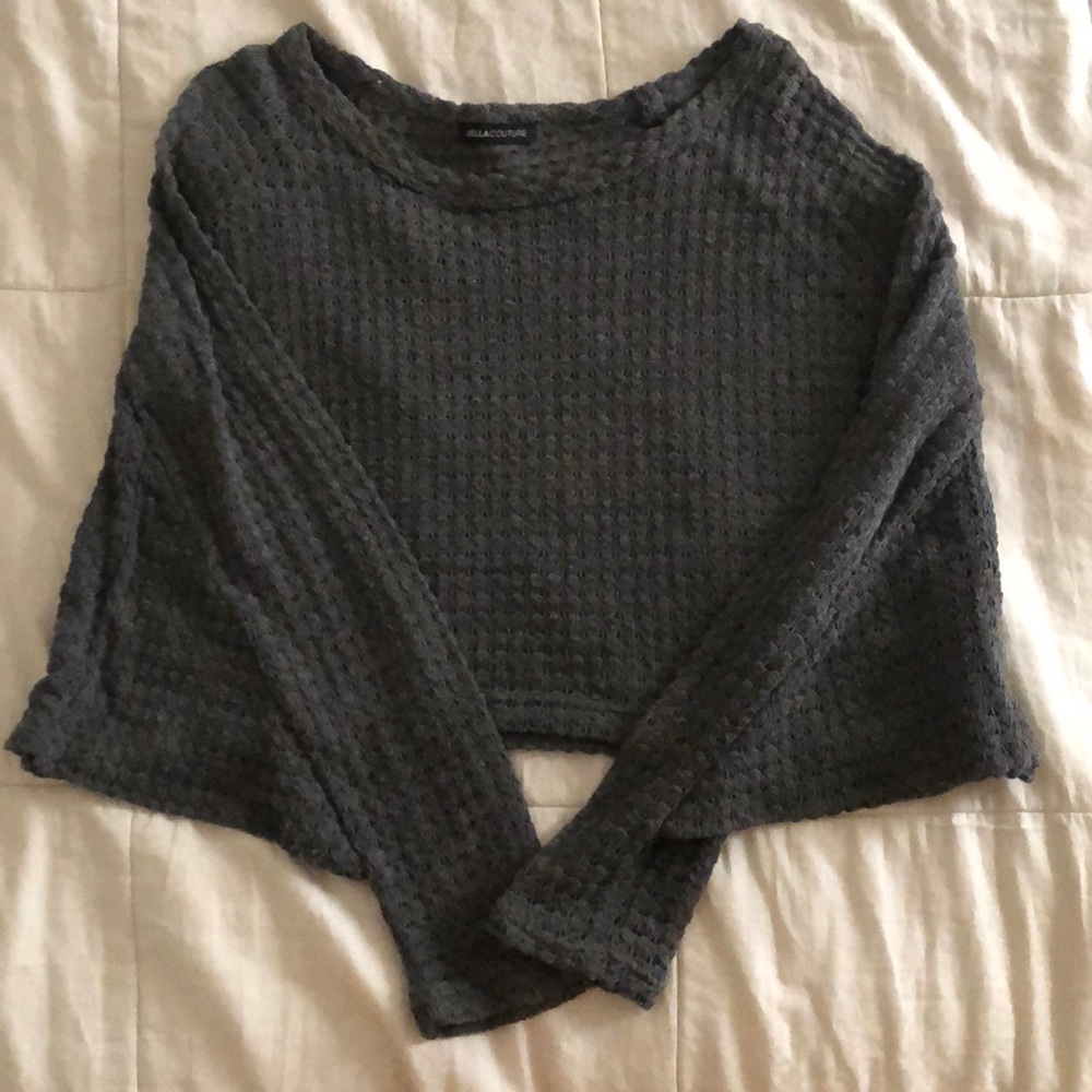 Crop to sweater